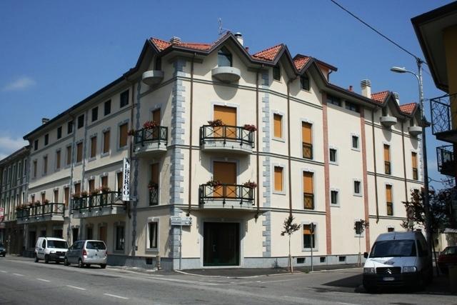 Locanda Sant'Ambrogio Cislago Dış mekan fotoğraf
